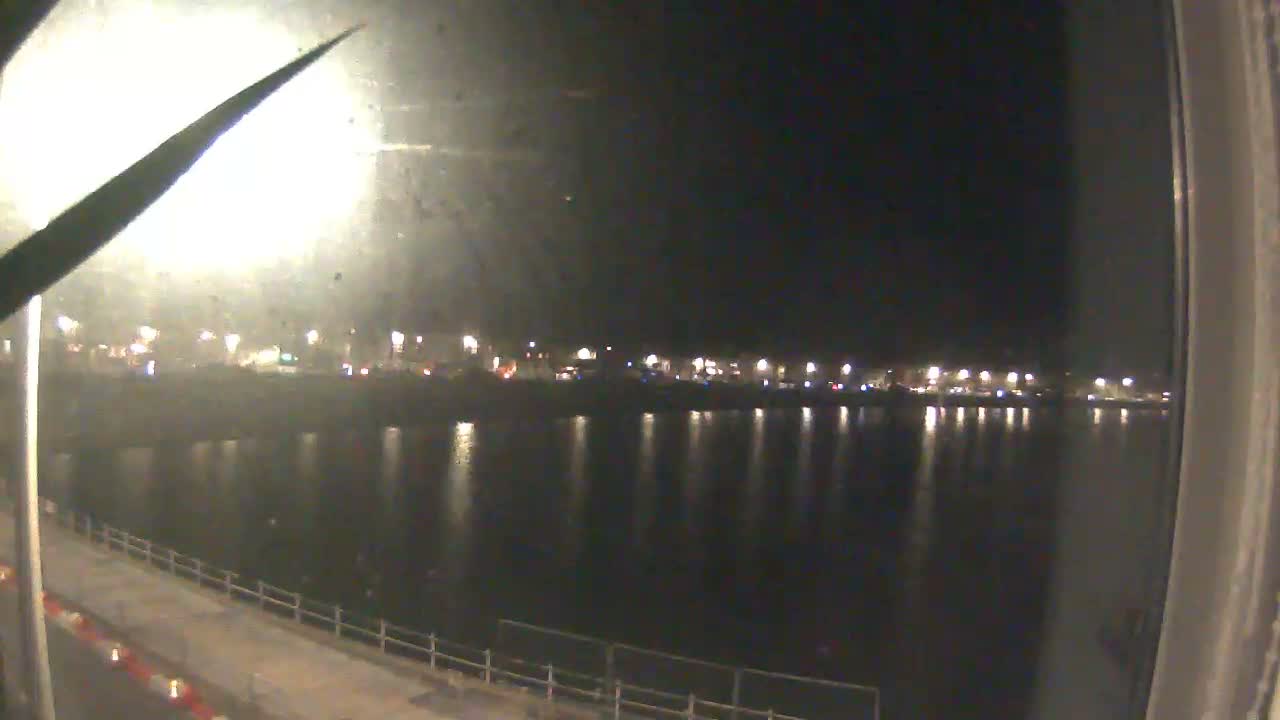 Weymouth City & Beach Live Cam - Weymouth, Dorset, South West, England, United Kingdom