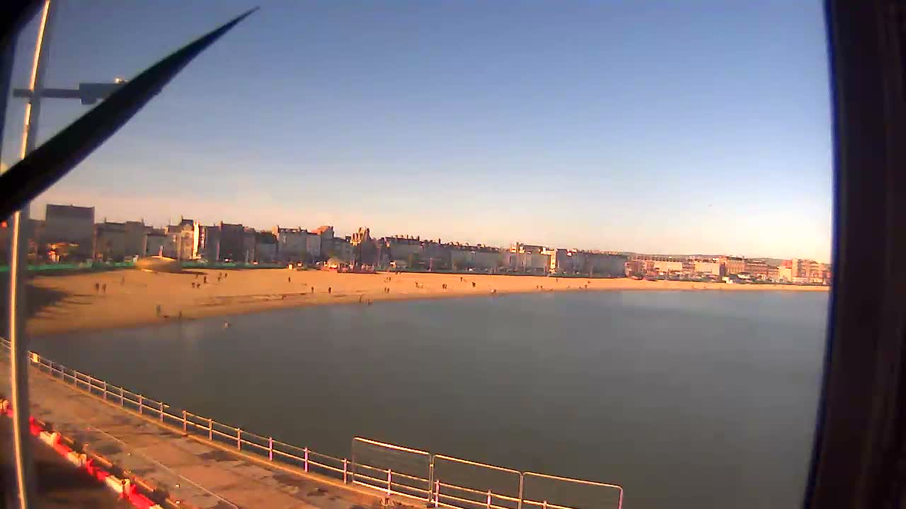 Weymouth City & Beach Live Cam - Weymouth, Dorset, South West, England, United Kingdom