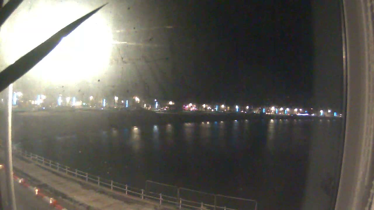 Weymouth City & Beach Live Cam - Weymouth, Dorset, South West, England, United Kingdom