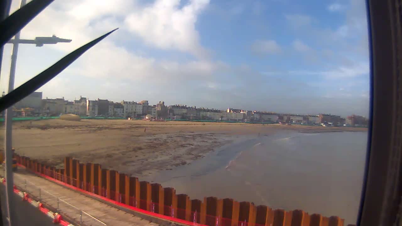 Weymouth City & Beach Live Cam - Weymouth, Dorset, South West, England, United Kingdom