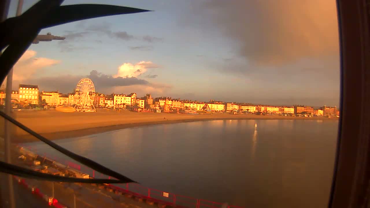 Weymouth City & Beach Live Cam - Weymouth, Dorset, South West, England, United Kingdom