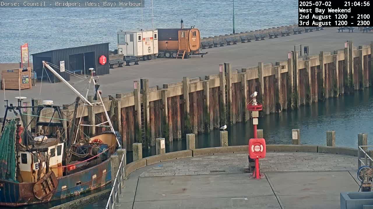 Bridport Harbour (West Bay) PTZ Live Cam - Bridport, Dorset, South West, England, United Kingdom