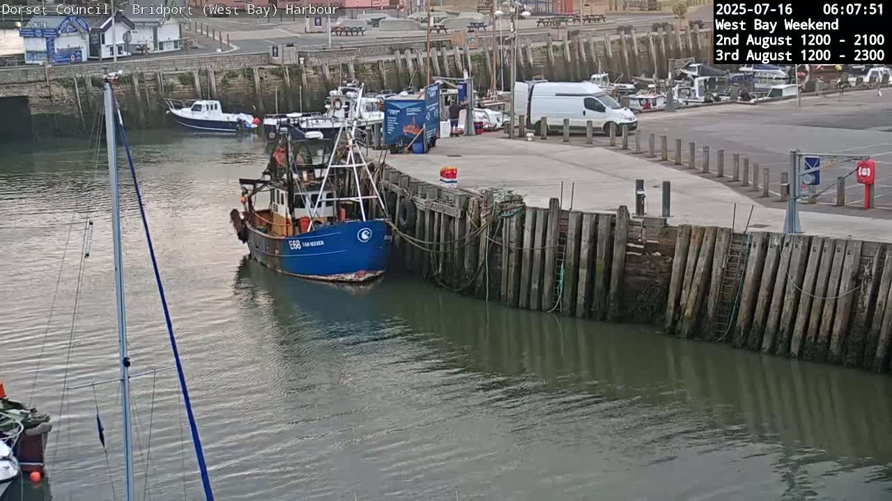 Bridport Harbour (West Bay) PTZ Live Cam - Bridport, Dorset, South West, England, United Kingdom