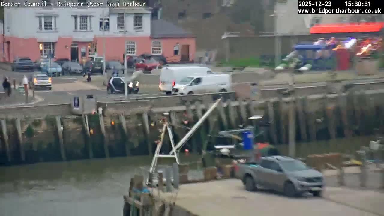 Bridport Harbour (West Bay) PTZ Live Cam - Bridport, Dorset, South West, England, United Kingdom
