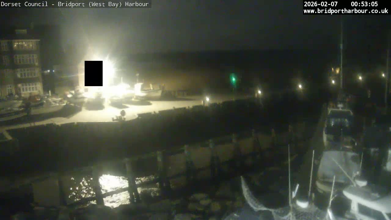 Bridport Harbour (West Bay) PTZ Live Cam - Bridport, Dorset, South West, England, United Kingdom