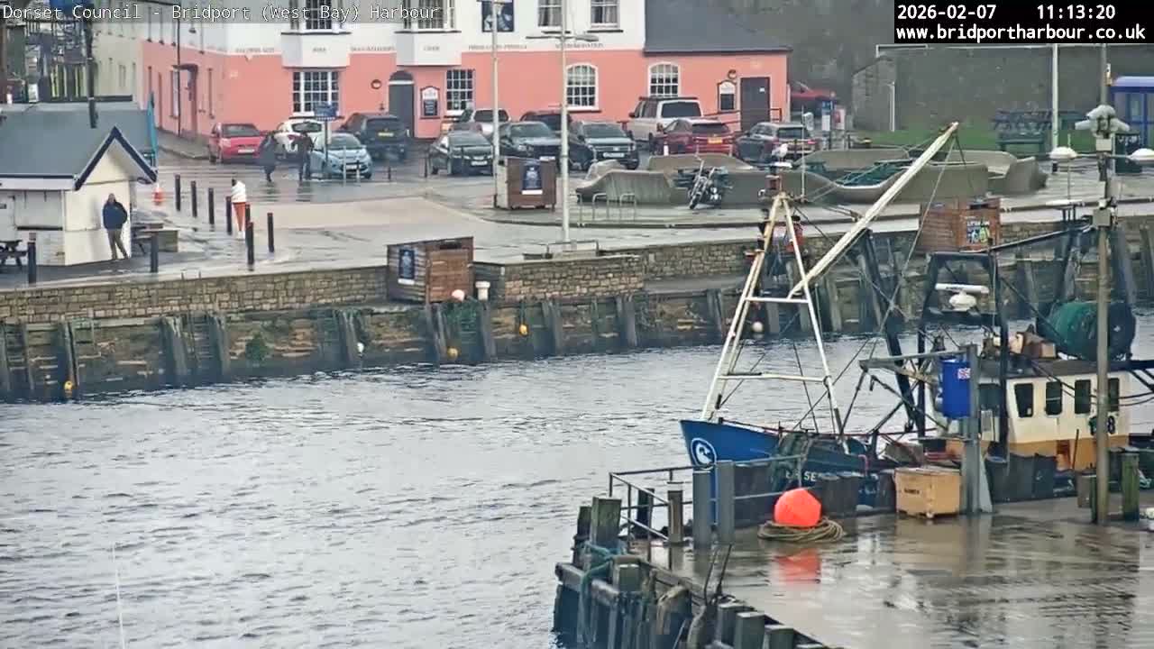 Bridport Harbour (West Bay) PTZ Live Cam - Bridport, Dorset, South West, England, United Kingdom