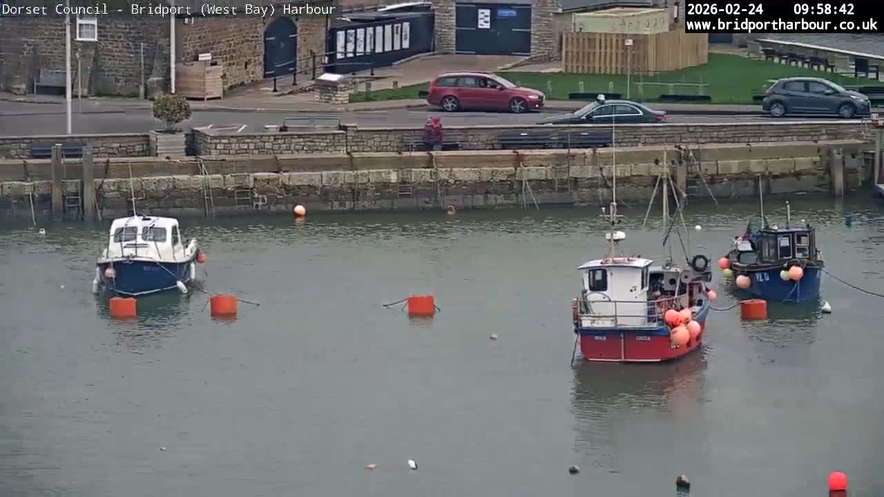 Bridport Harbour (West Bay) PTZ Live Cam - Bridport, Dorset, South West, England, United Kingdom