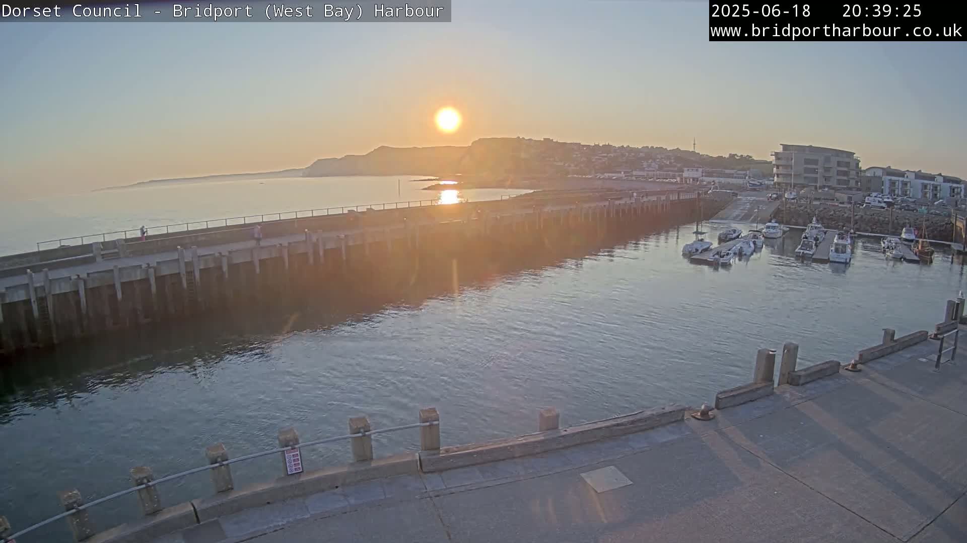 Bridport Harbour West Beach Live Cam - Bridport, Dorset, South West, England, United Kingdom