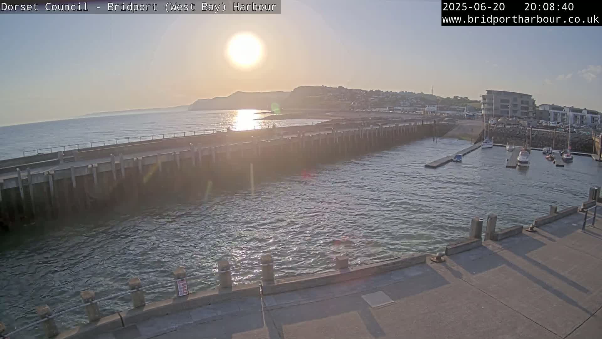 Bridport Harbour West Beach Live Cam - Bridport, Dorset, South West, England, United Kingdom