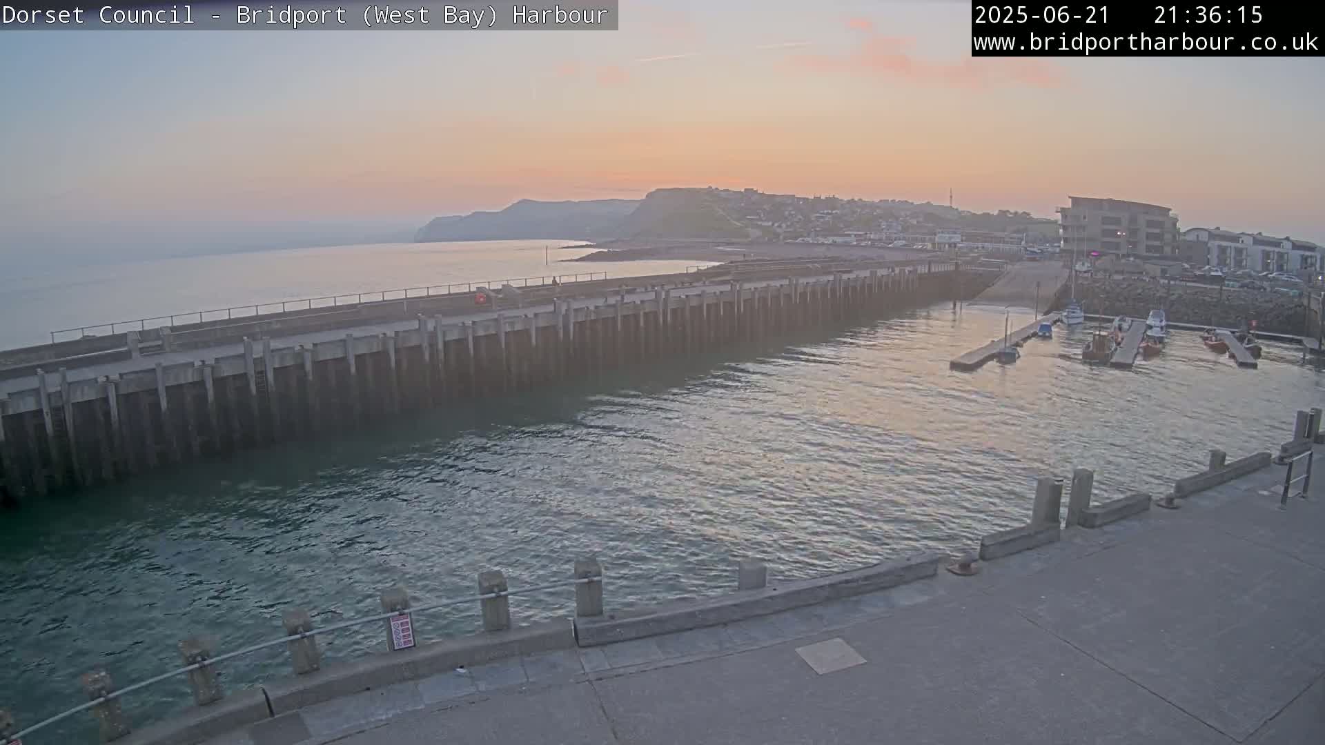 Bridport Harbour West Beach Live Cam - Bridport, Dorset, South West, England, United Kingdom