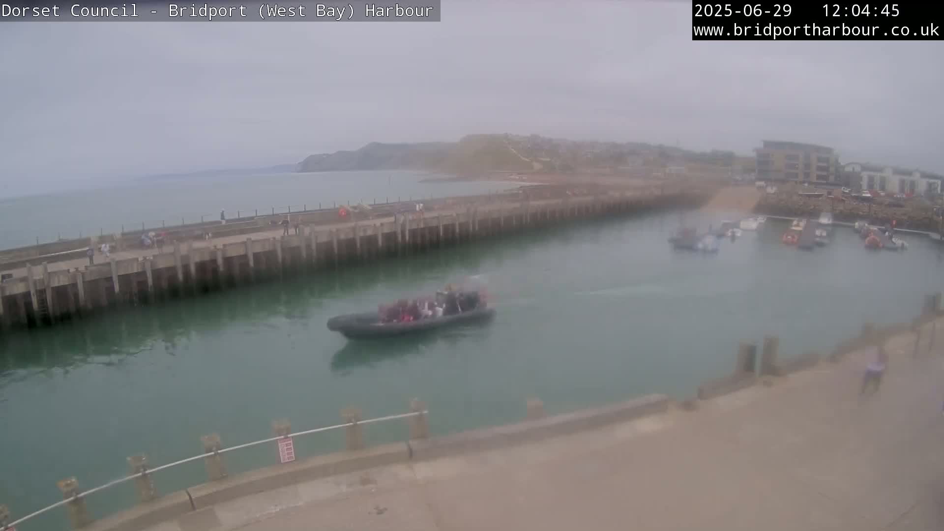 Bridport Harbour West Beach Live Cam - Bridport, Dorset, South West, England, United Kingdom