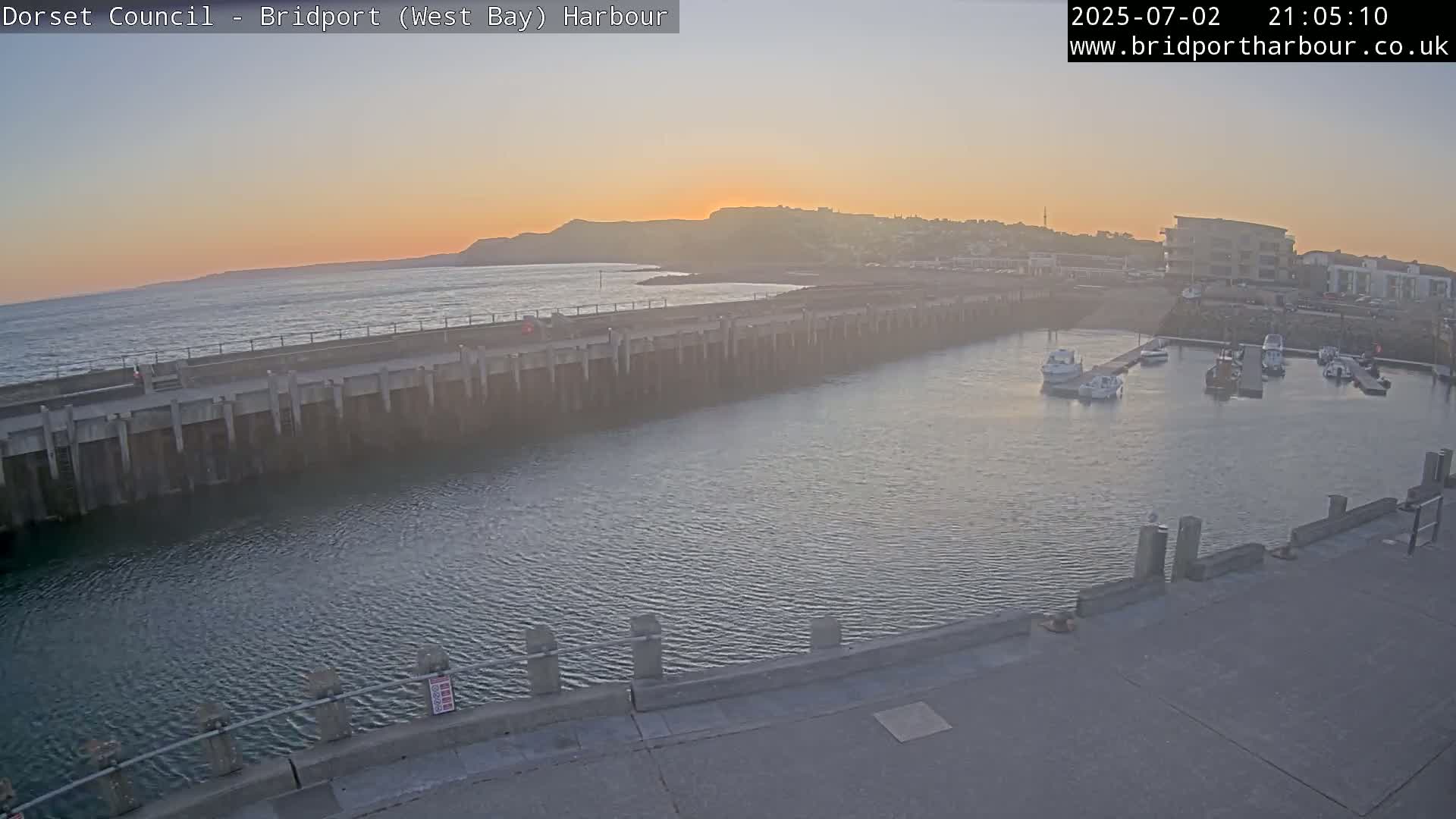 Bridport Harbour West Beach Live Cam - Bridport, Dorset, South West, England, United Kingdom