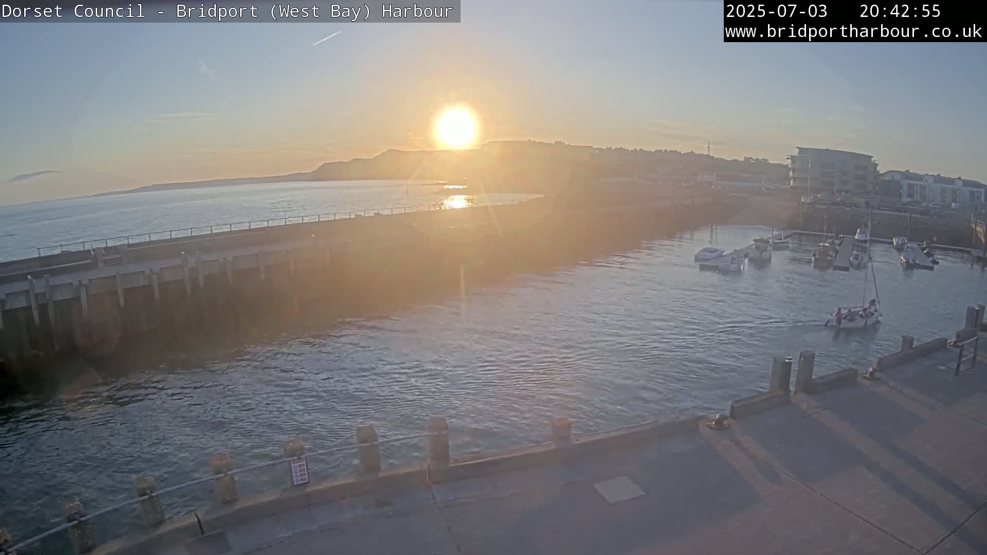 Bridport Harbour West Beach Live Cam - Bridport, Dorset, South West, England, United Kingdom