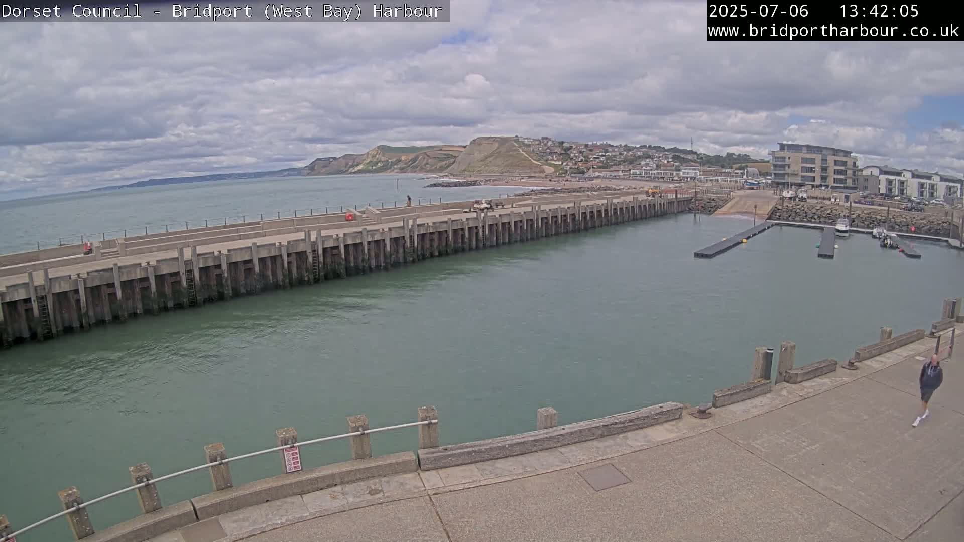 Bridport Harbour West Beach Live Cam - Bridport, Dorset, South West, England, United Kingdom