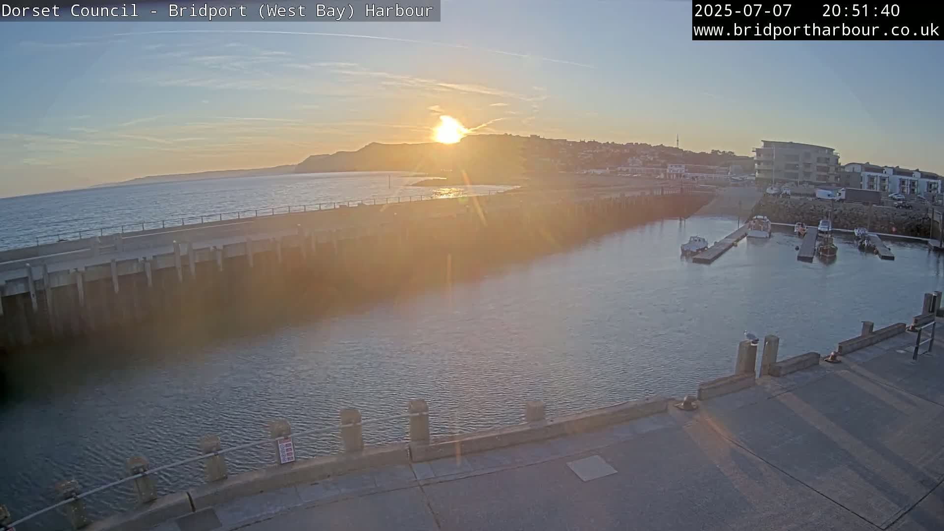 Bridport Harbour West Beach Live Cam - Bridport, Dorset, South West, England, United Kingdom