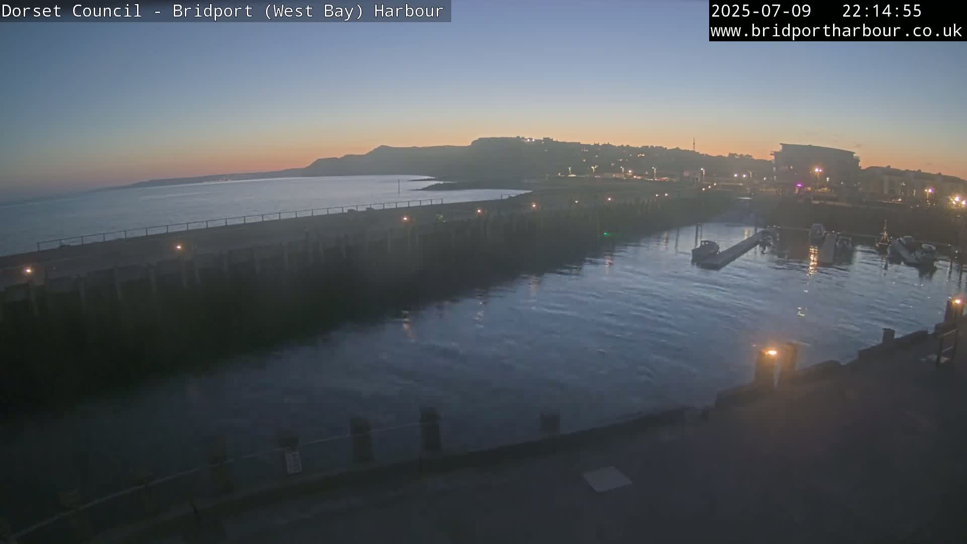 Bridport Harbour West Beach Live Cam - Bridport, Dorset, South West, England, United Kingdom