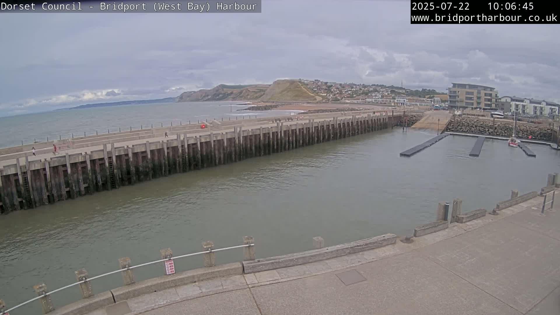 Bridport Harbour West Beach Live Cam - Bridport, Dorset, South West, England, United Kingdom