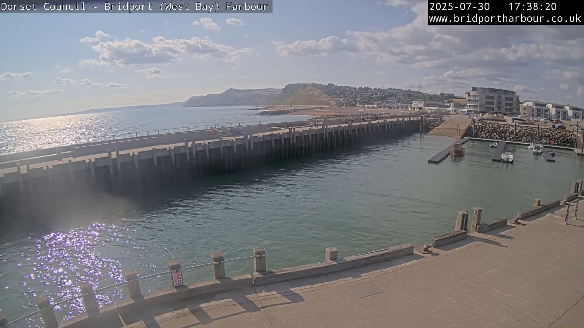 Bridport Harbour West Beach Live Cam - Bridport, Dorset, South West, England, United Kingdom