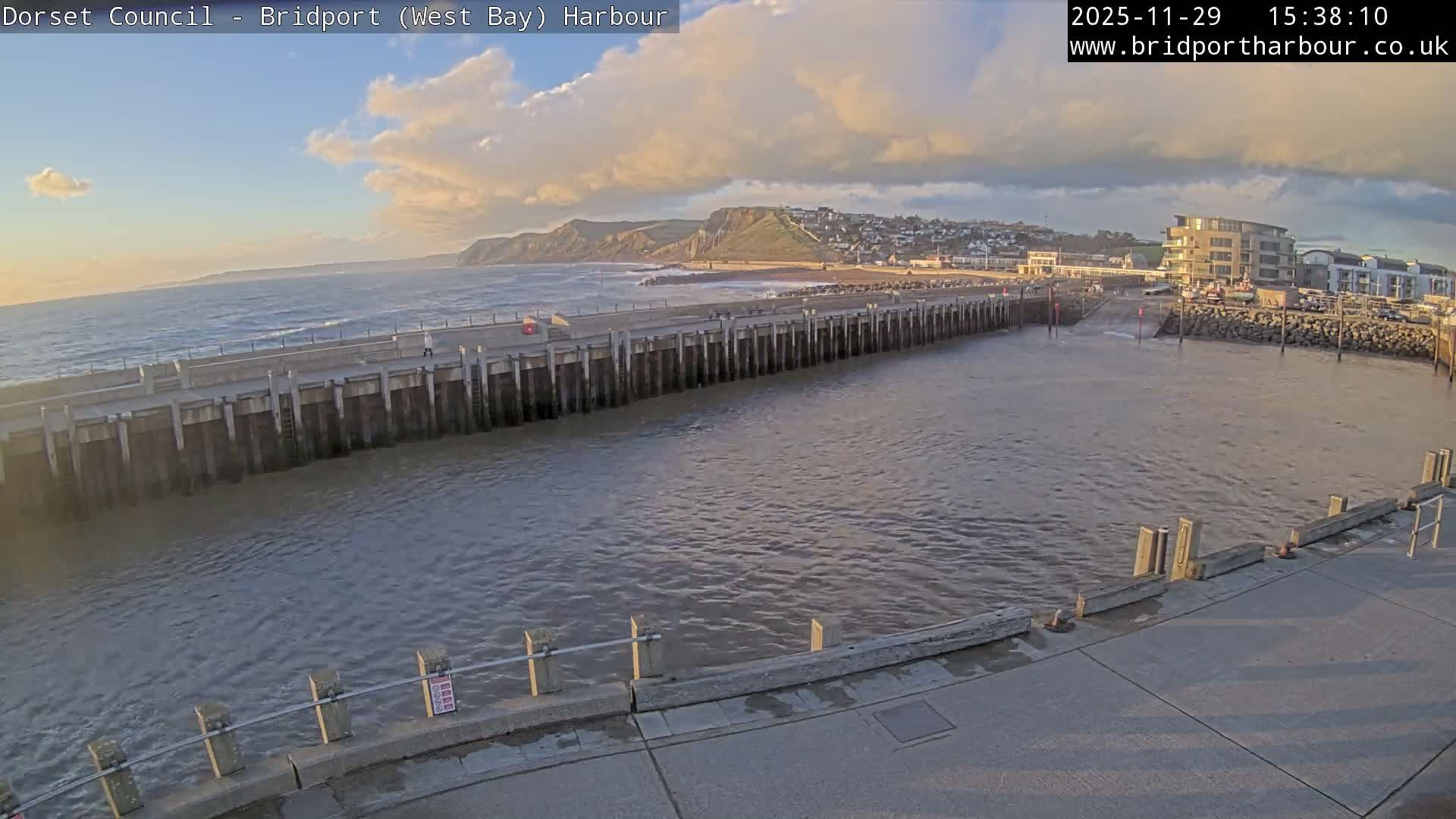 Bridport Harbour West Beach Live Cam - Bridport, Dorset, South West, England, United Kingdom
