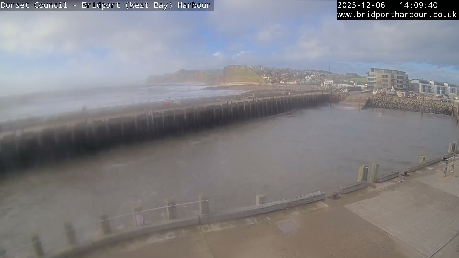 Bridport Harbour West Beach Live Cam - Bridport, Dorset, South West, England, United Kingdom
