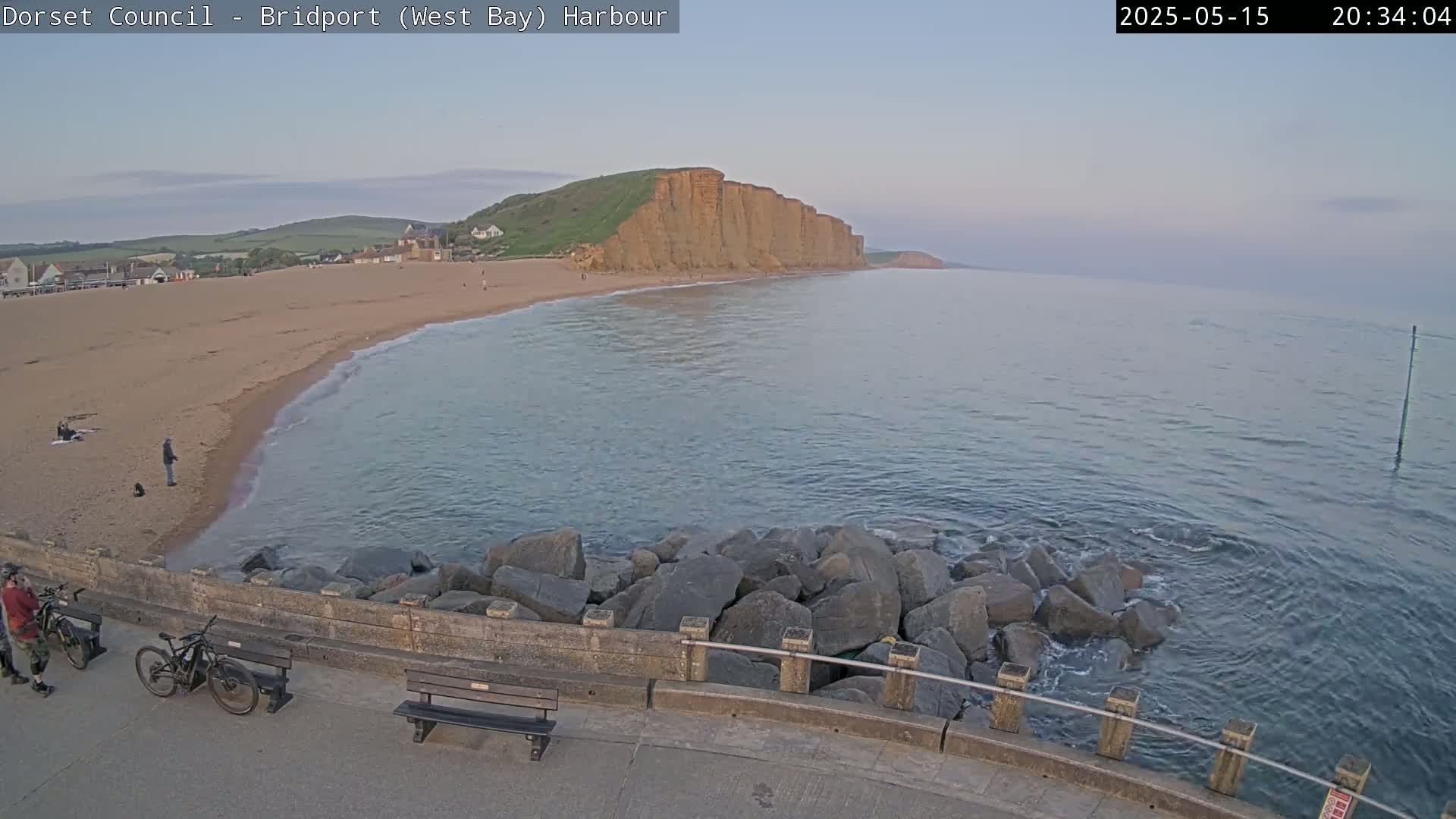 Bridport Harbour East Beach Live Cam - Bridport, Dorset, South West, England, United Kingdom