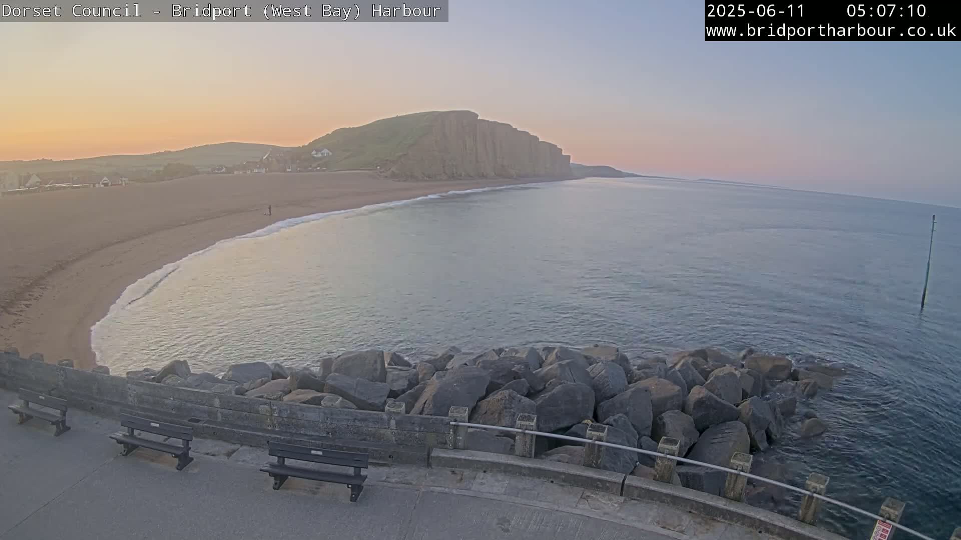Bridport Harbour East Beach Live Cam - Bridport, Dorset, South West, England, United Kingdom