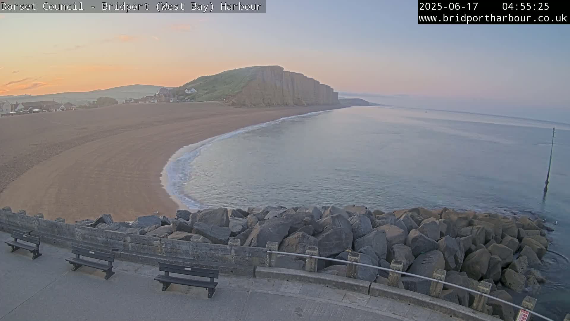 Bridport Harbour East Beach Live Cam - Bridport, Dorset, South West, England, United Kingdom