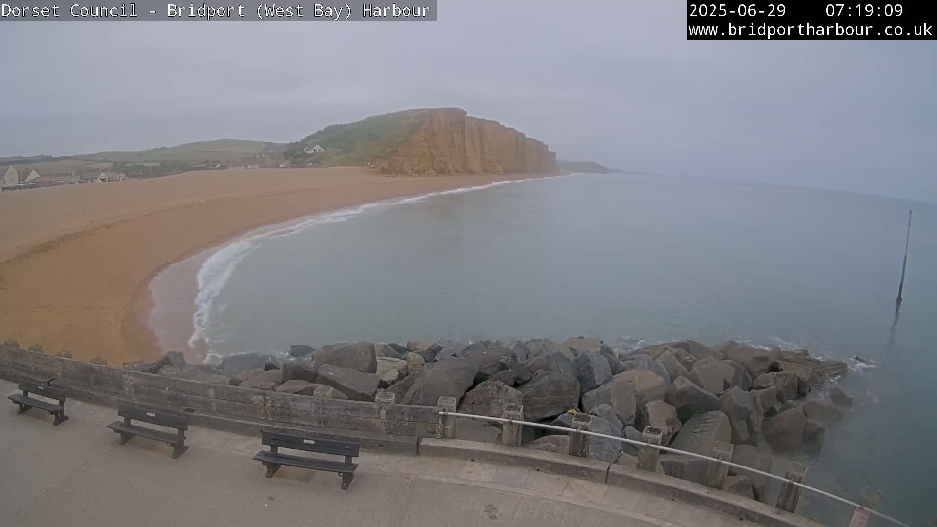 Bridport Harbour East Beach Live Cam - Bridport, Dorset, South West, England, United Kingdom