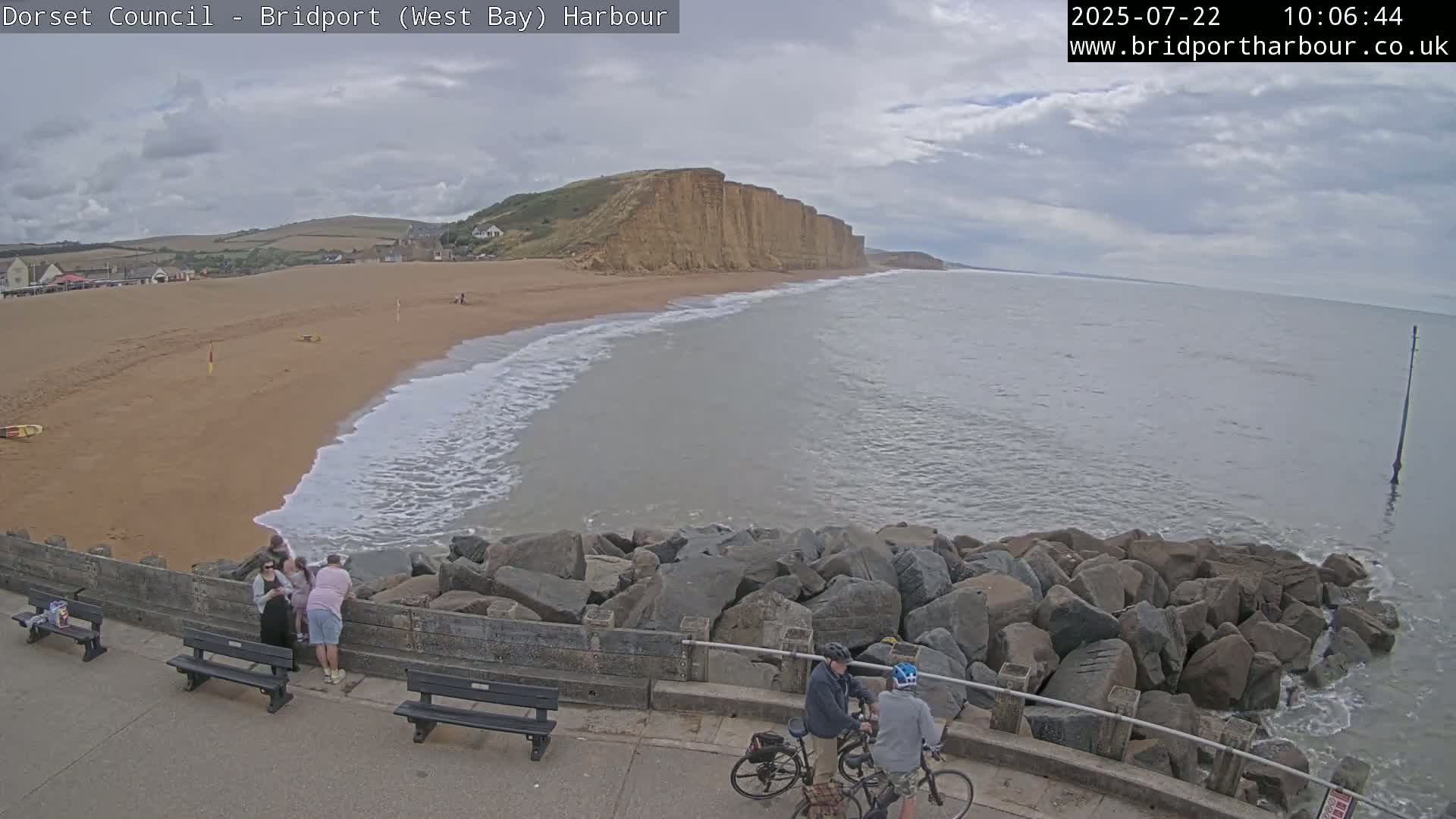Bridport Harbour East Beach Live Cam - Bridport, Dorset, South West, England, United Kingdom