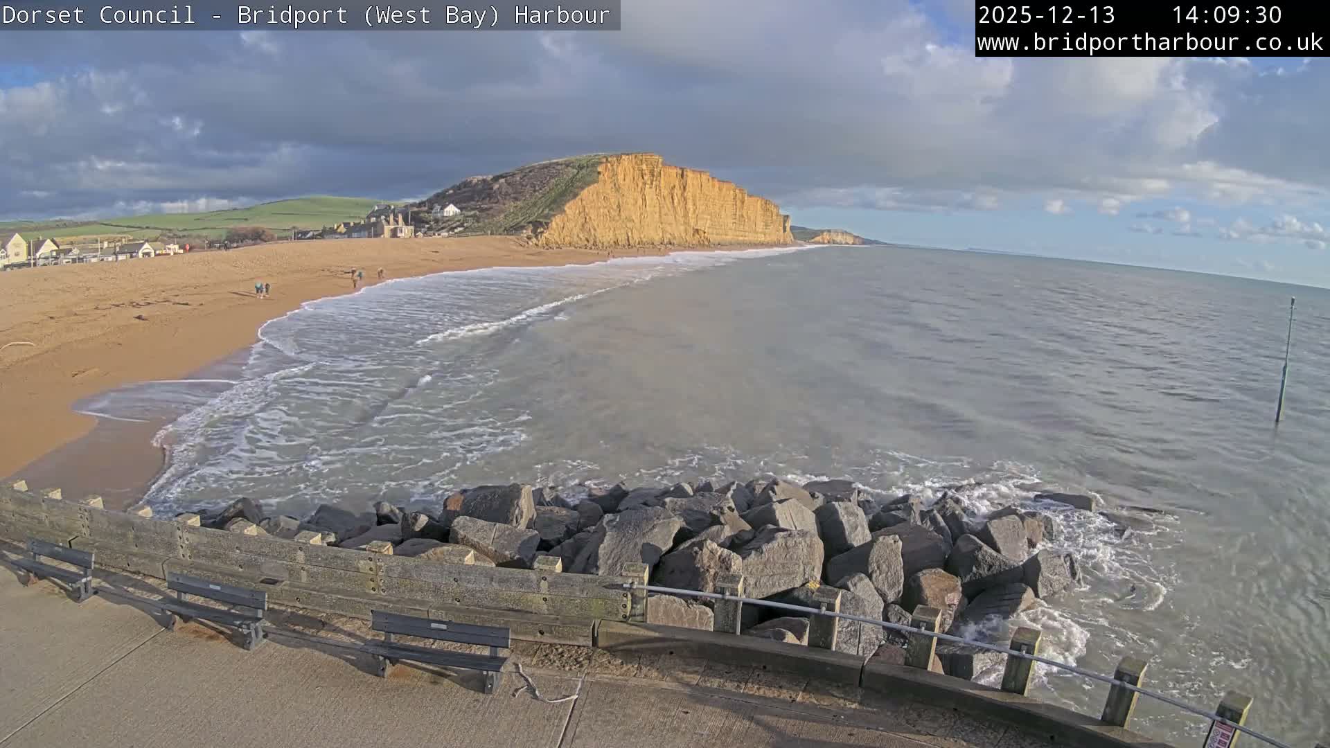 Bridport Harbour East Beach Live Cam - Bridport, Dorset, South West, England, United Kingdom