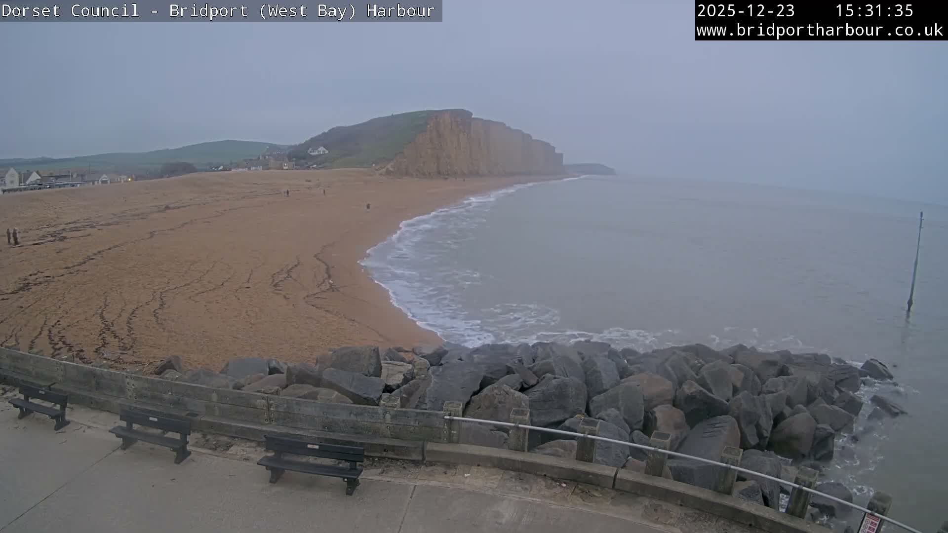Bridport Harbour East Beach Live Cam - Bridport, Dorset, South West, England, United Kingdom