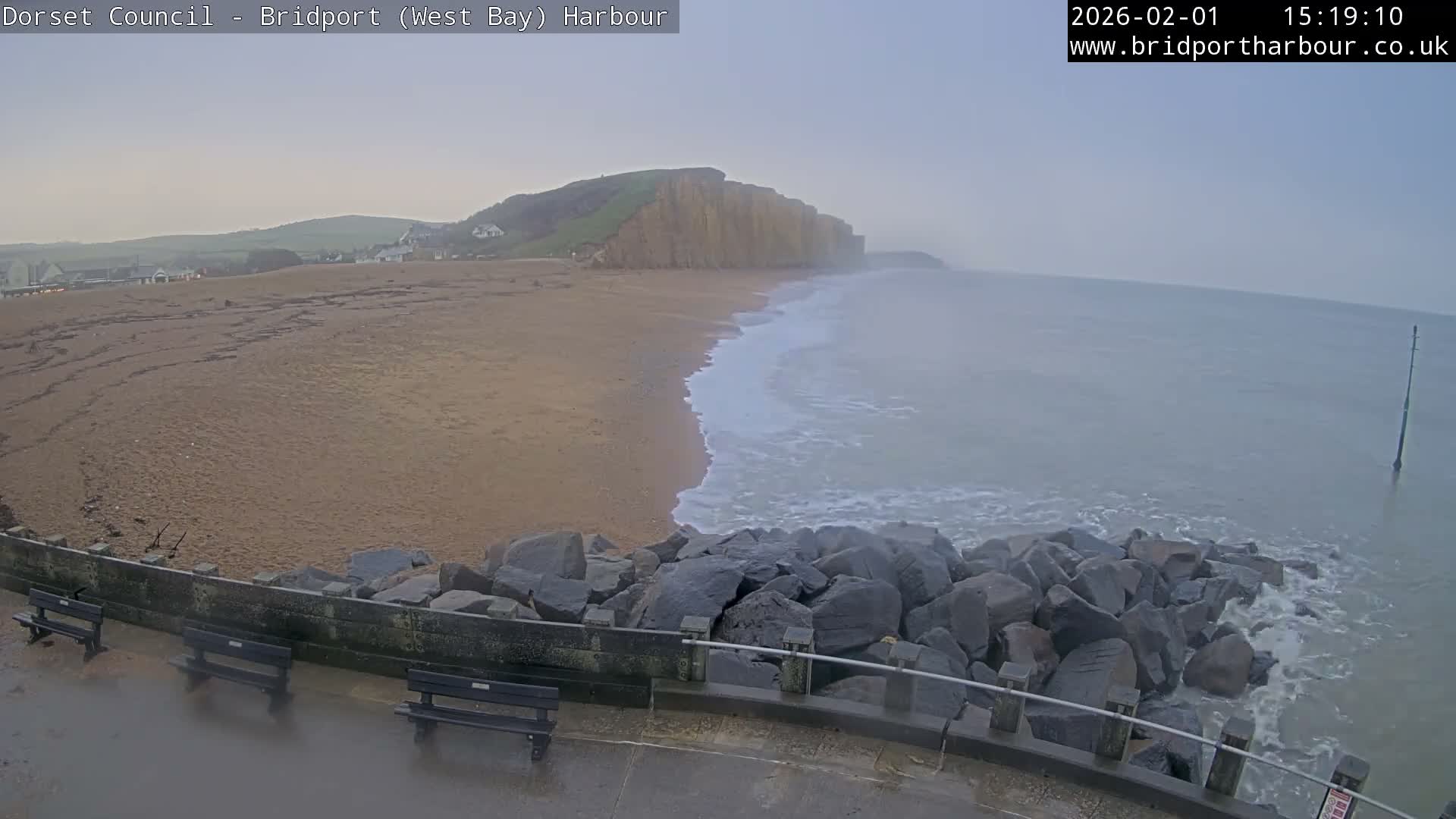 Bridport Harbour East Beach Live Cam - Bridport, Dorset, South West, England, United Kingdom
