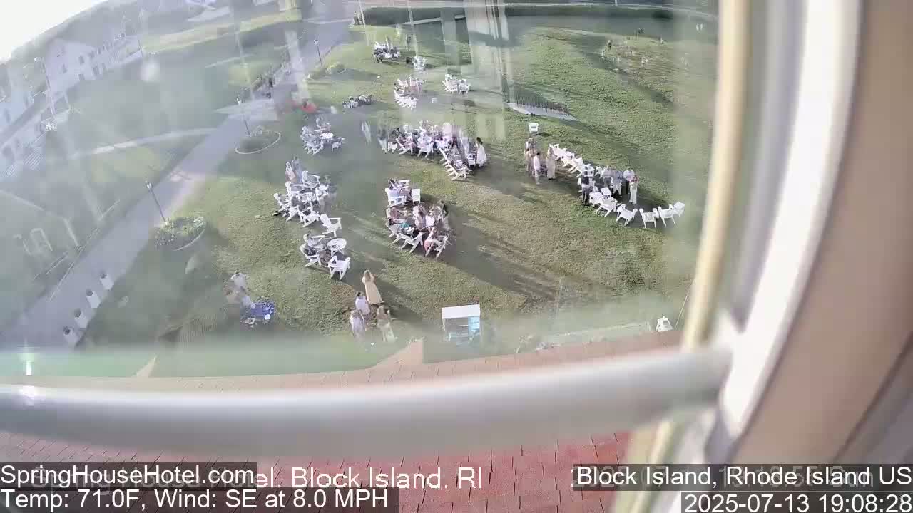 Spring House Hotel Indoor Live Cam , Block Island  Rhode Island,  USA 