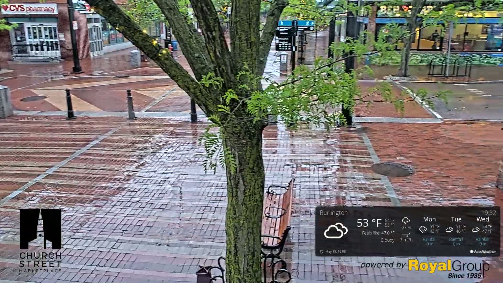 Burlington, Church Street Market Place Live Cam - Burlington, Vermont, USA