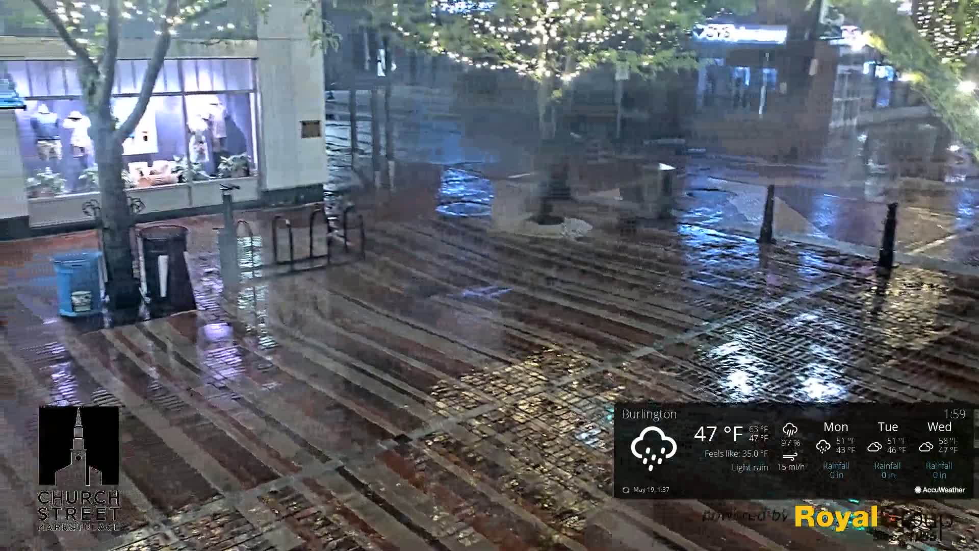 Burlington, Church Street Market Place Live Cam - Burlington, Vermont, USA