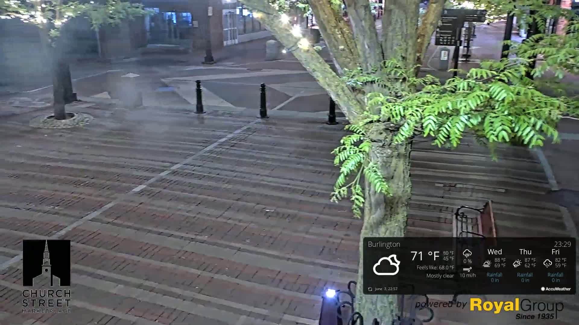 Burlington, Church Street Market Place Live Cam - Burlington, Vermont, USA