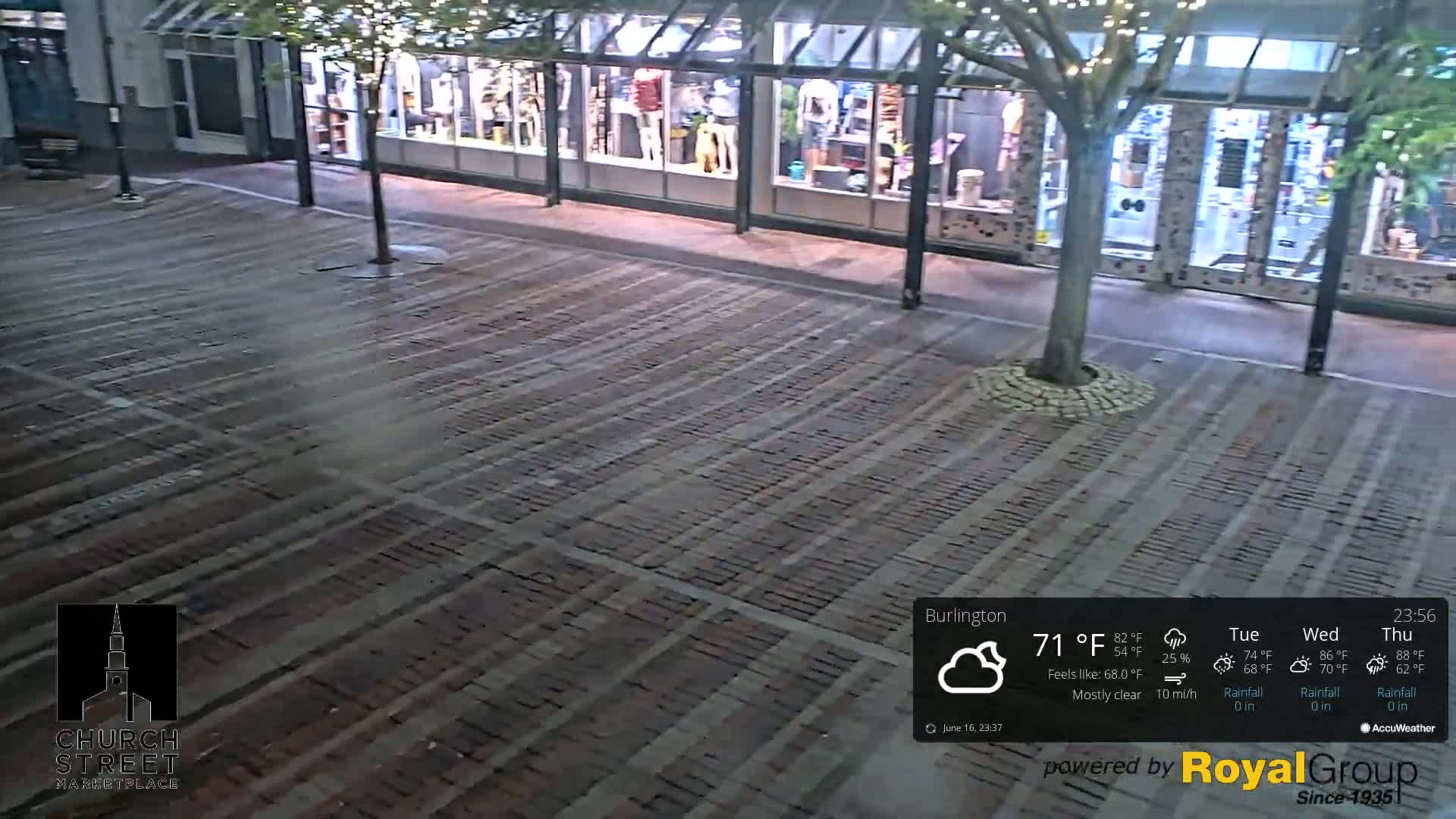 Burlington, Church Street Market Place Live Cam - Burlington, Vermont, USA