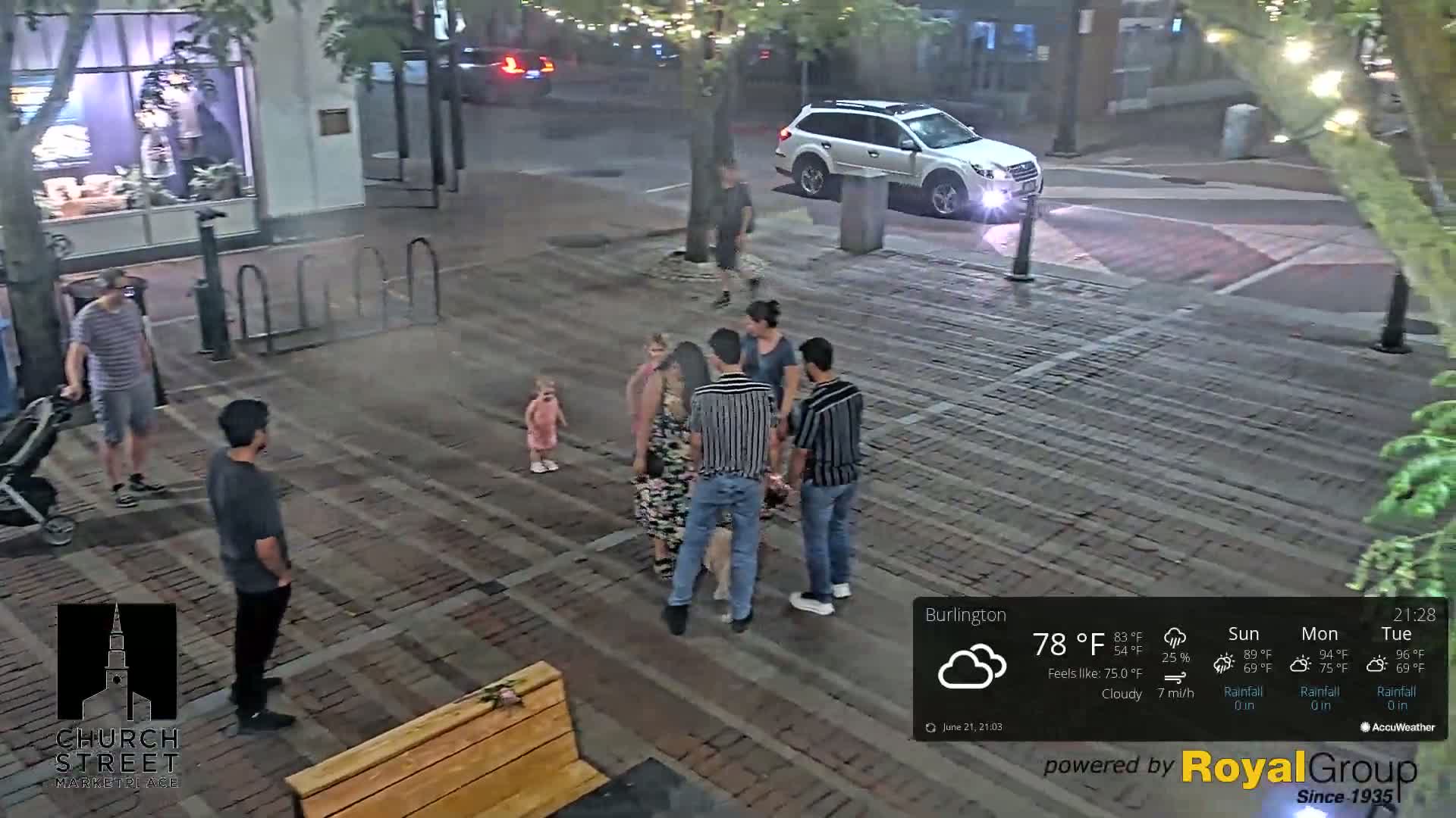 Burlington, Church Street Market Place Live Cam - Burlington, Vermont, USA