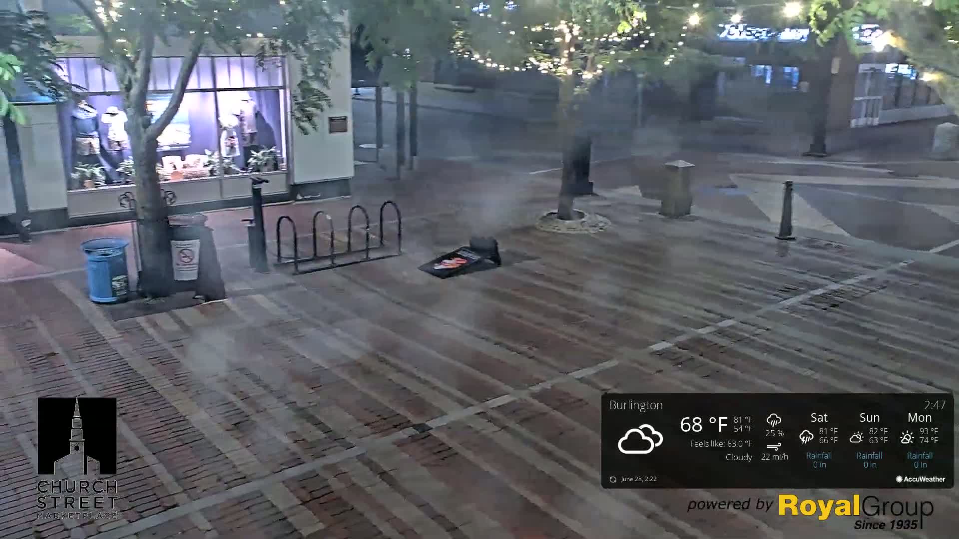 Burlington, Church Street Market Place Live Cam - Burlington, Vermont, USA