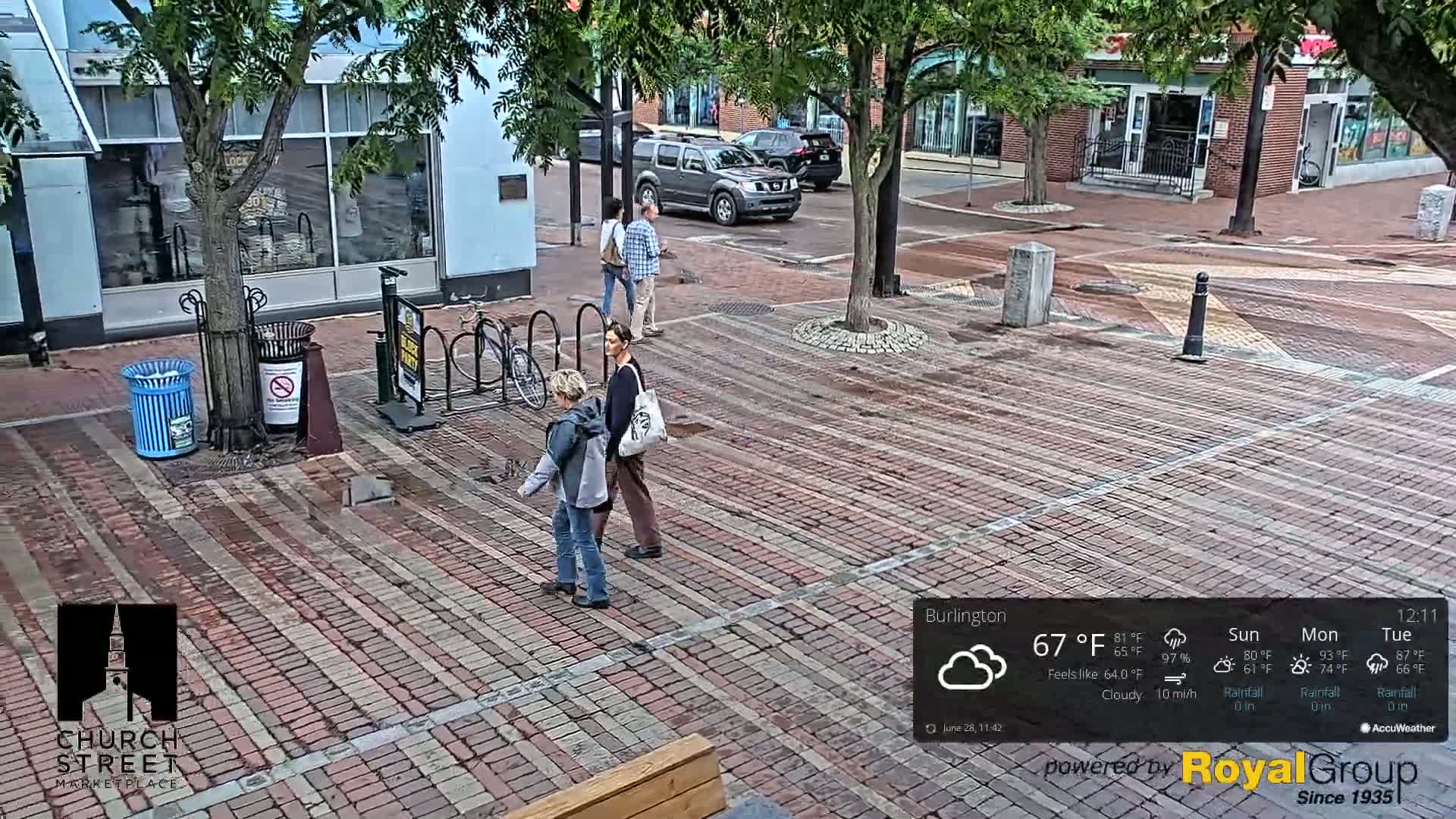 Burlington, Church Street Market Place Live Cam - Burlington, Vermont, USA