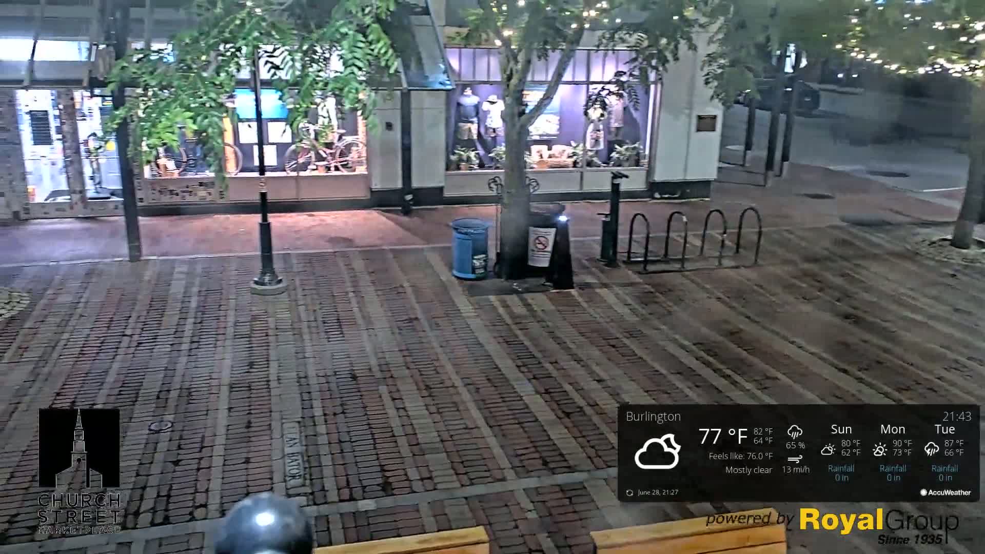 Burlington, Church Street Market Place Live Cam - Burlington, Vermont, USA