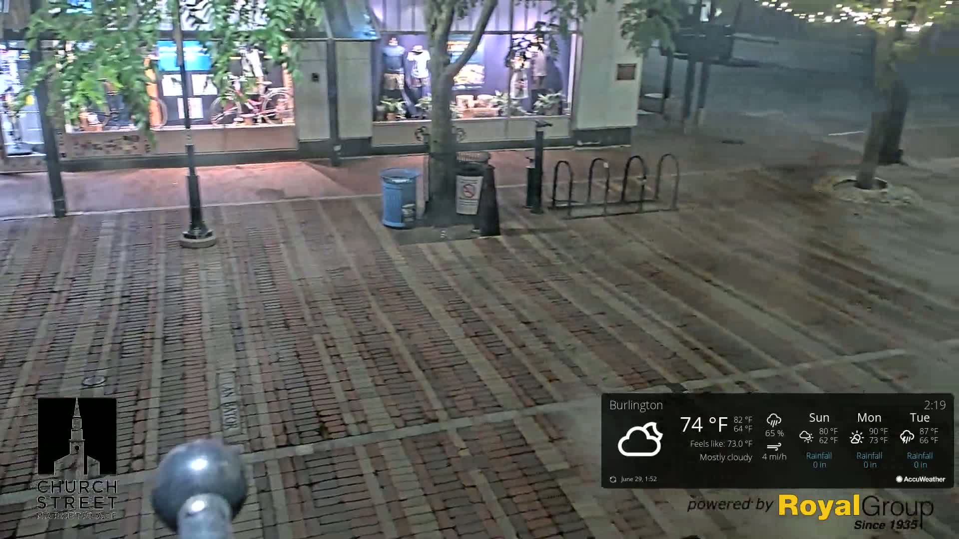 Burlington, Church Street Market Place Live Cam - Burlington, Vermont, USA