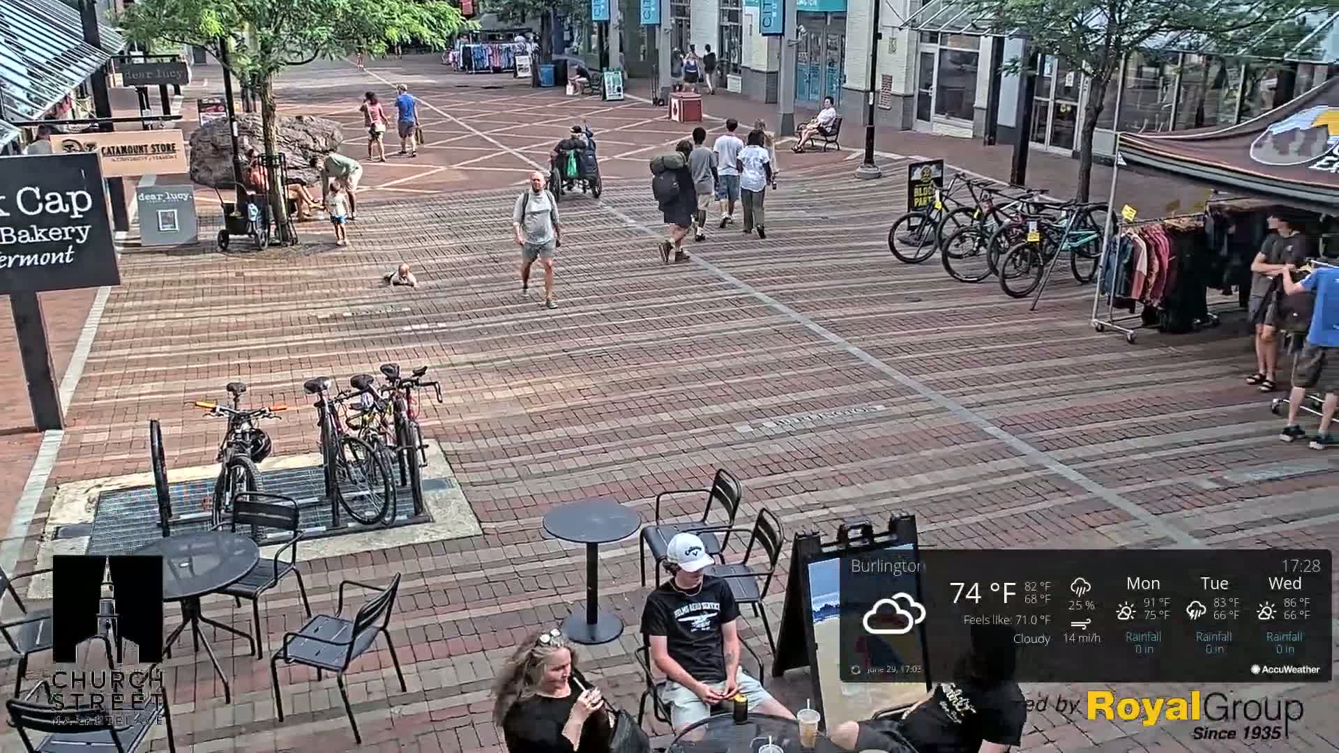 Burlington, Church Street Market Place Live Cam - Burlington, Vermont, USA
