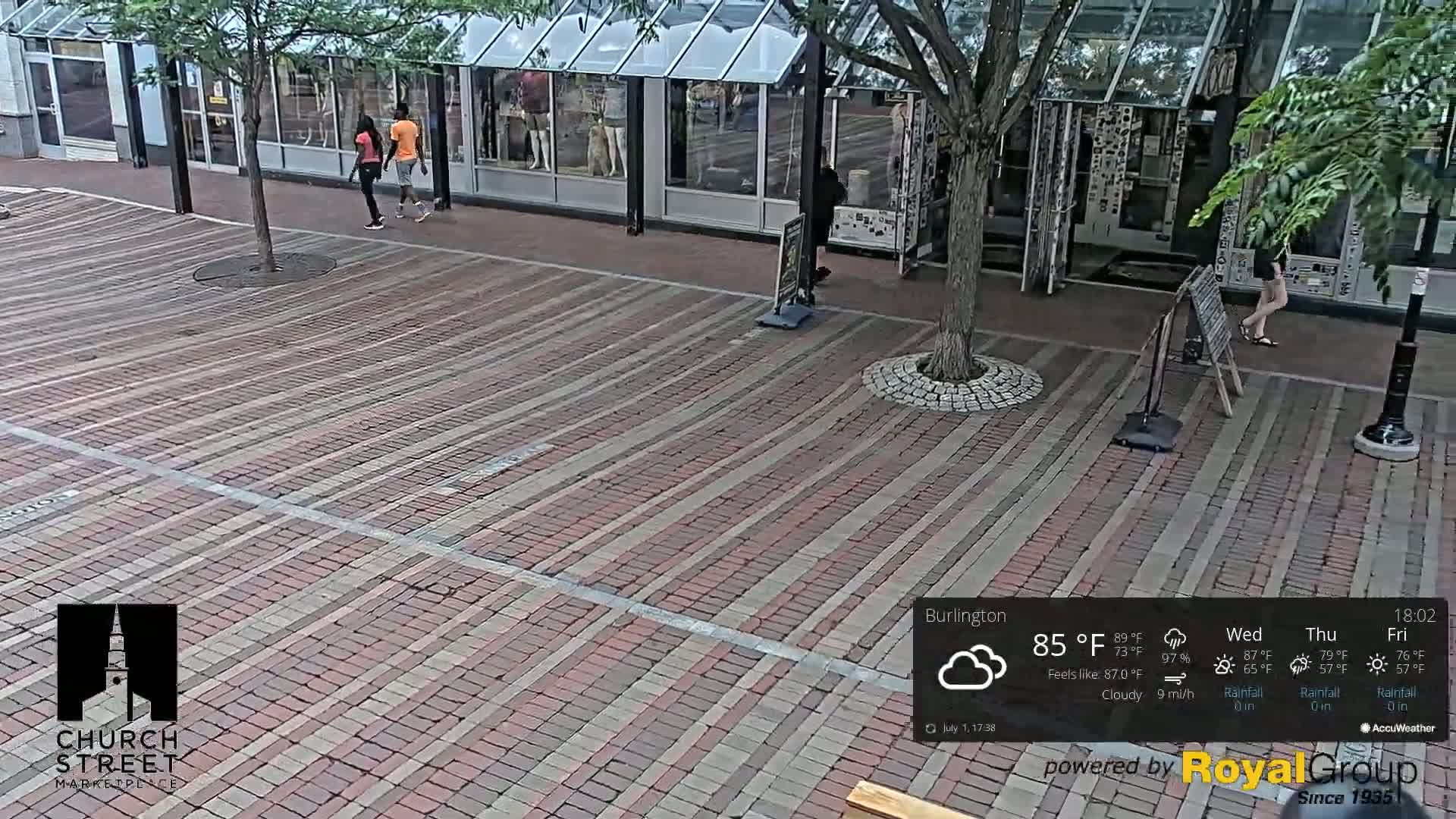 Burlington, Church Street Market Place Live Cam - Burlington, Vermont, USA
