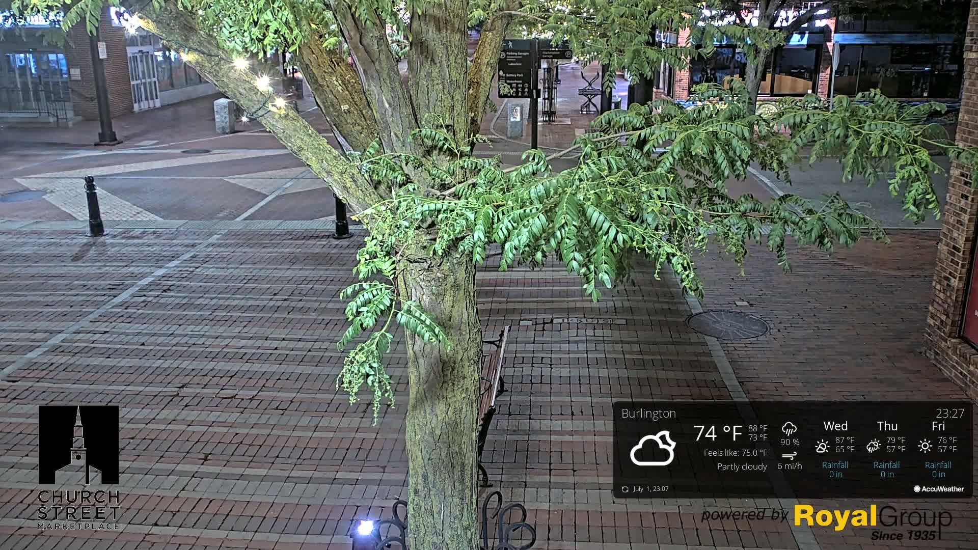 Burlington, Church Street Market Place Live Cam - Burlington, Vermont, USA