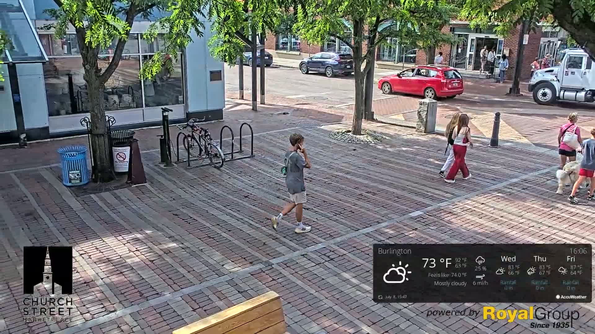 Burlington, Church Street Market Place Live Cam - Burlington, Vermont, USA