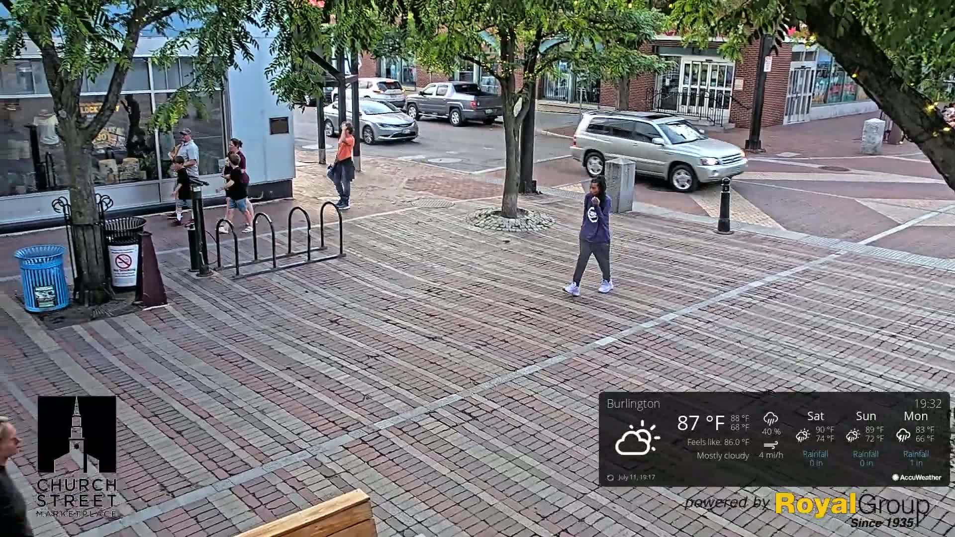 Burlington, Church Street Market Place Live Cam - Burlington, Vermont, USA