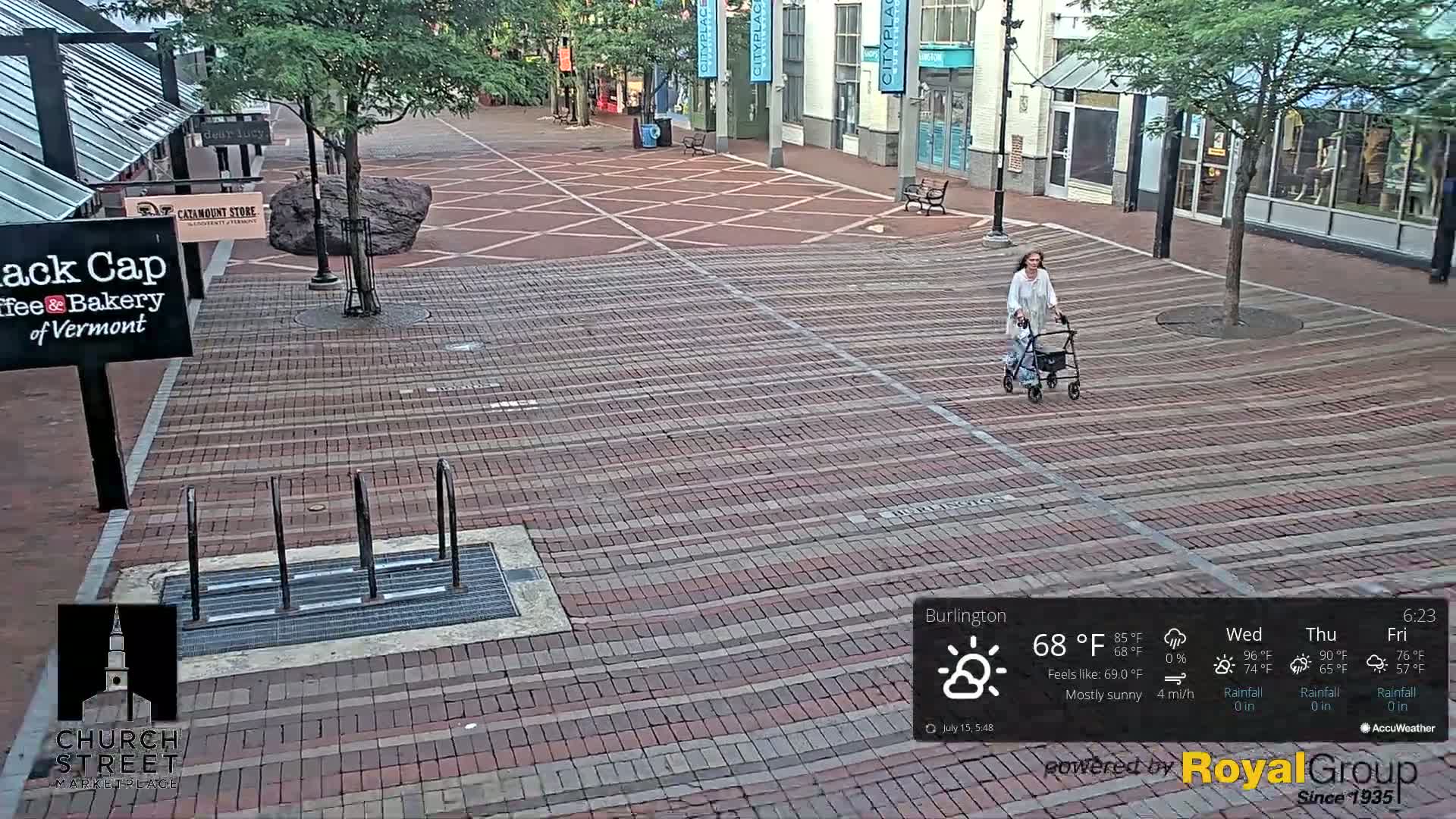 Burlington, Church Street Market Place Live Cam - Burlington, Vermont, USA