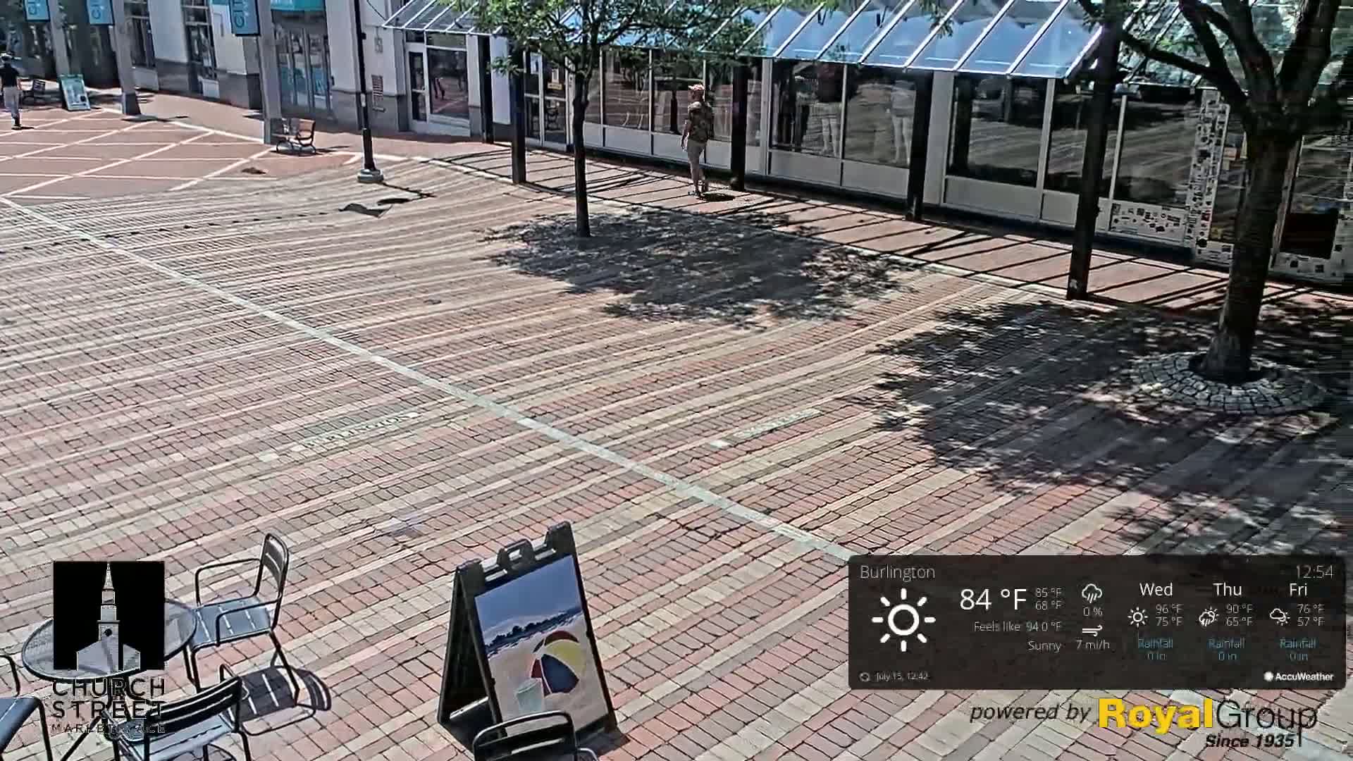 Burlington, Church Street Market Place Live Cam - Burlington, Vermont, USA