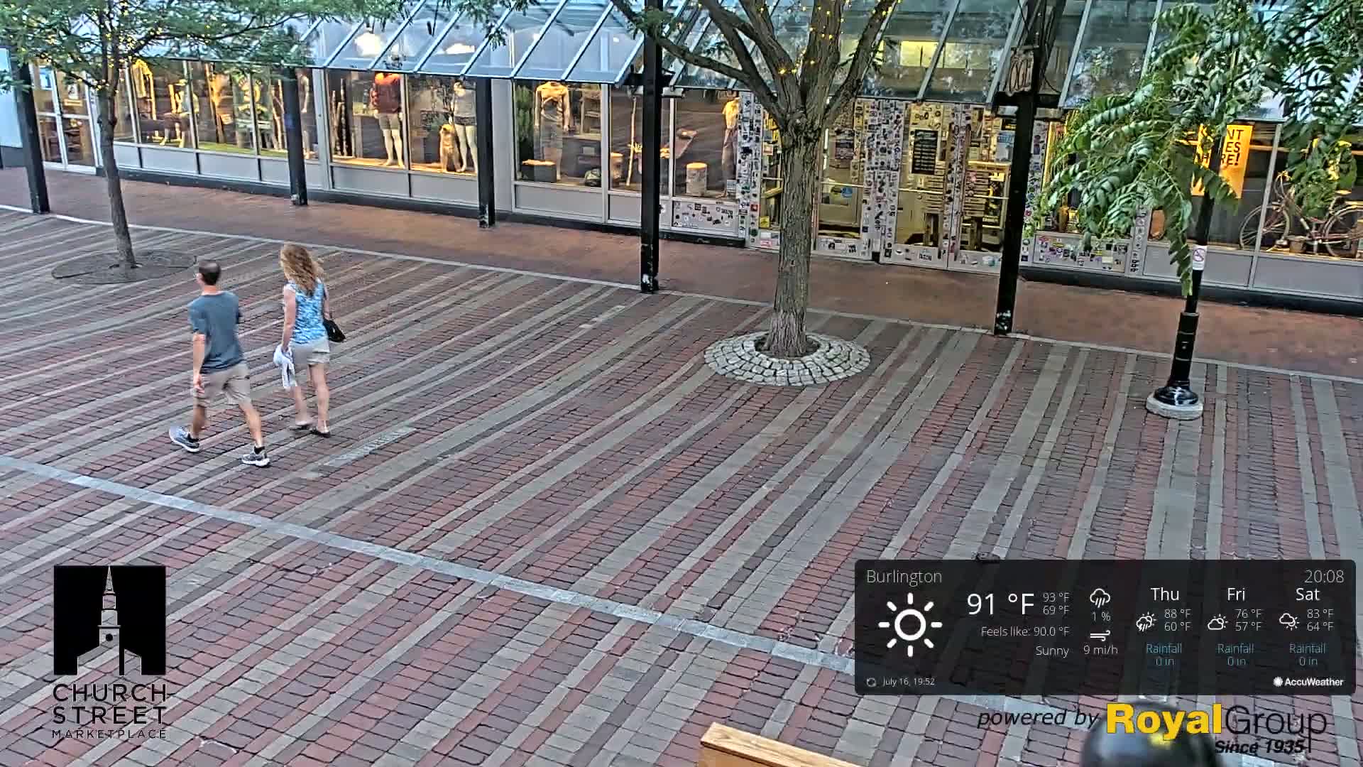 Burlington, Church Street Market Place Live Cam - Burlington, Vermont, USA